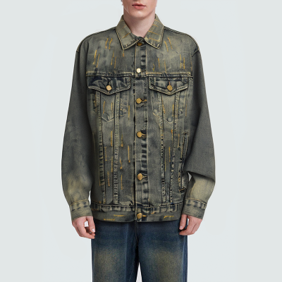 Men's distressed lapel button denim jacket