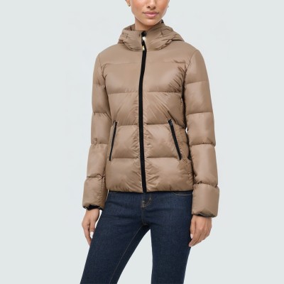 Lightweight warm hooded women's down jacket