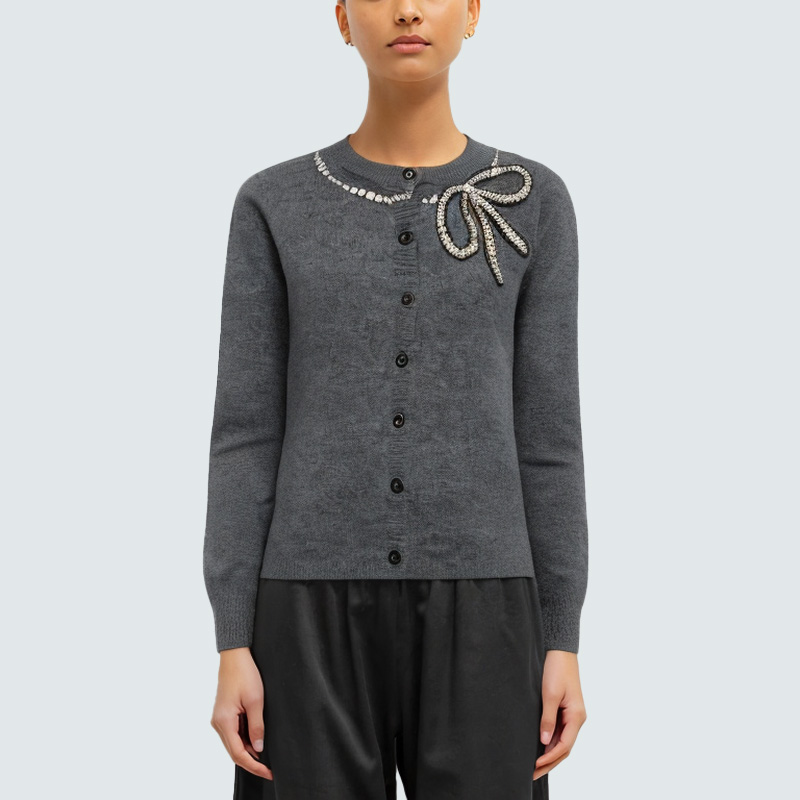 Elegant gray long-sleeved women's knitted cardigan