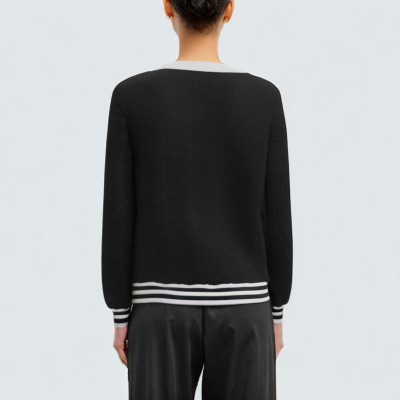 Color-blocked V-neck women's knitted cardigan