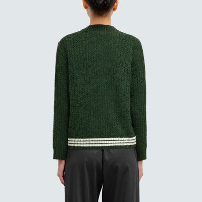 Stylish V-neck button-up women's knitted cardigan