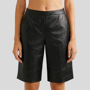 Simple and cool black leather shorts with zipper